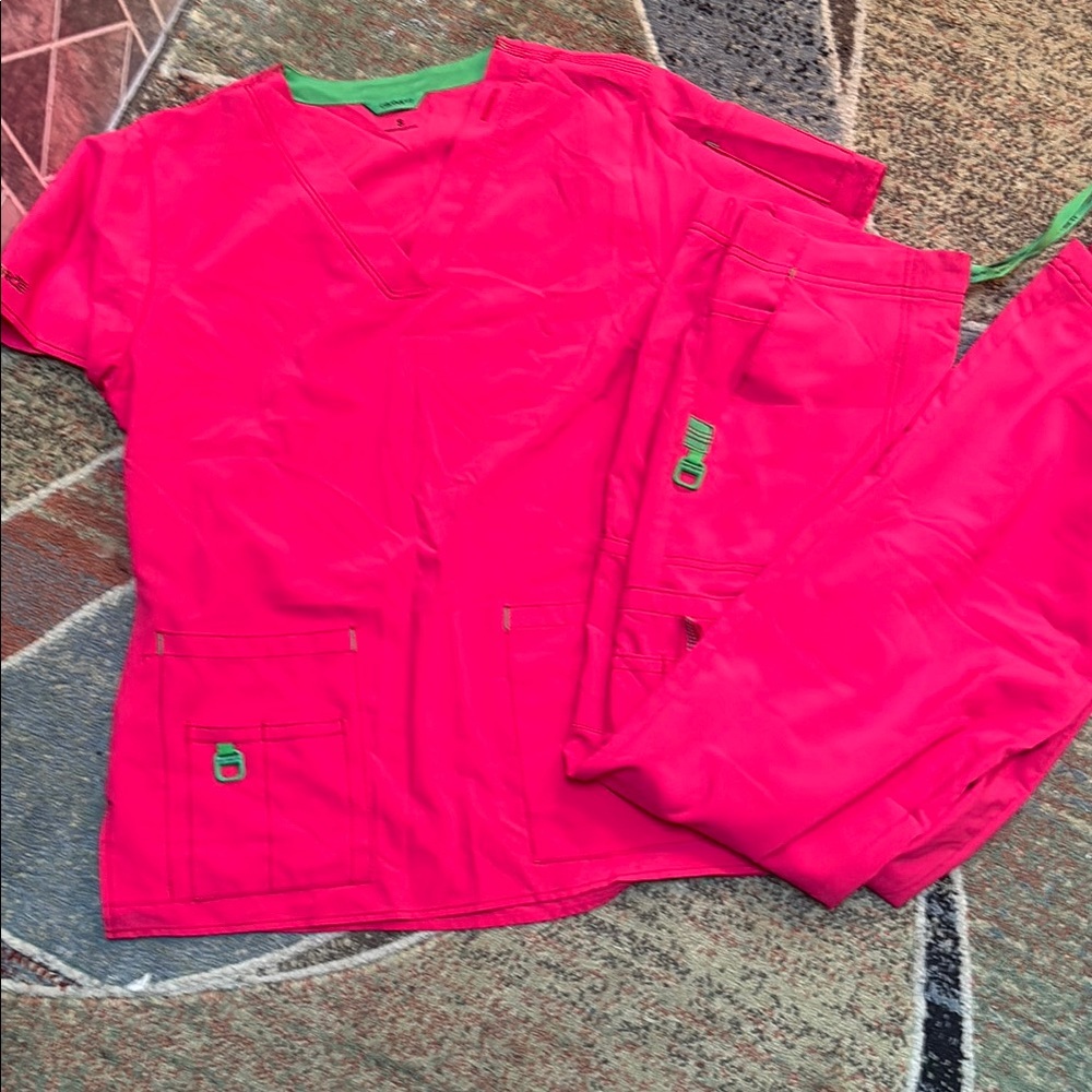 Carhartt  FORCE Women's Pink with Green accents Scrub Set